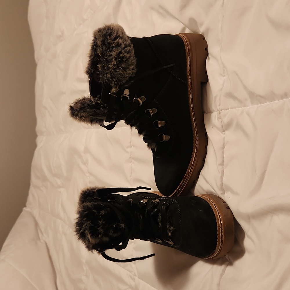 Suede like black winter booties sz 7